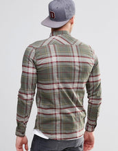 Load image into Gallery viewer, Element Buffalo Plaid Flannel Shirt In Regular Fit