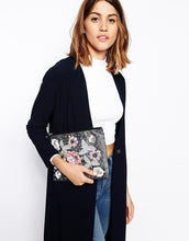 Load image into Gallery viewer, Nobis est eligendi